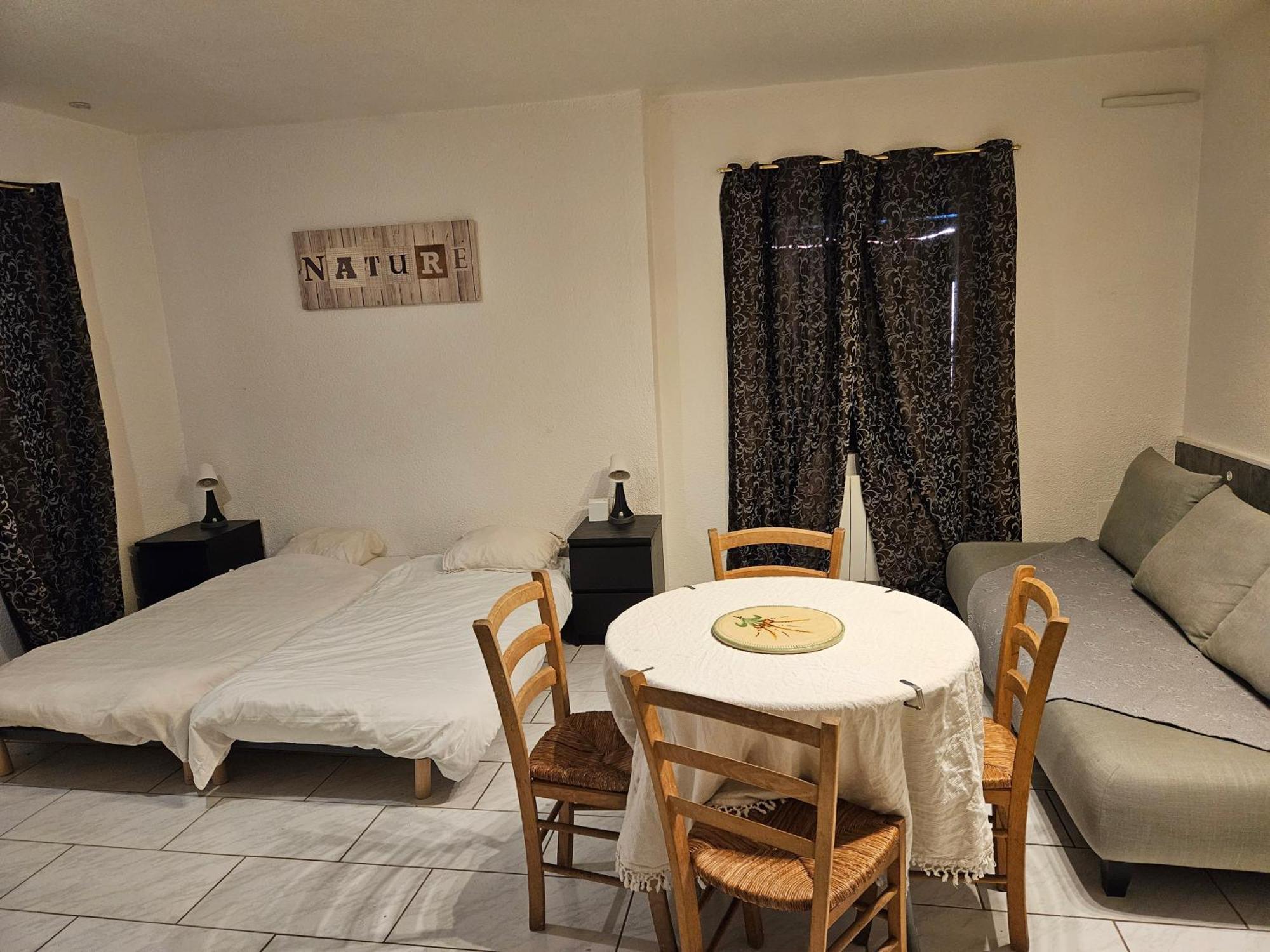 Studio Tout Confort Le Fossat Bagian luar foto